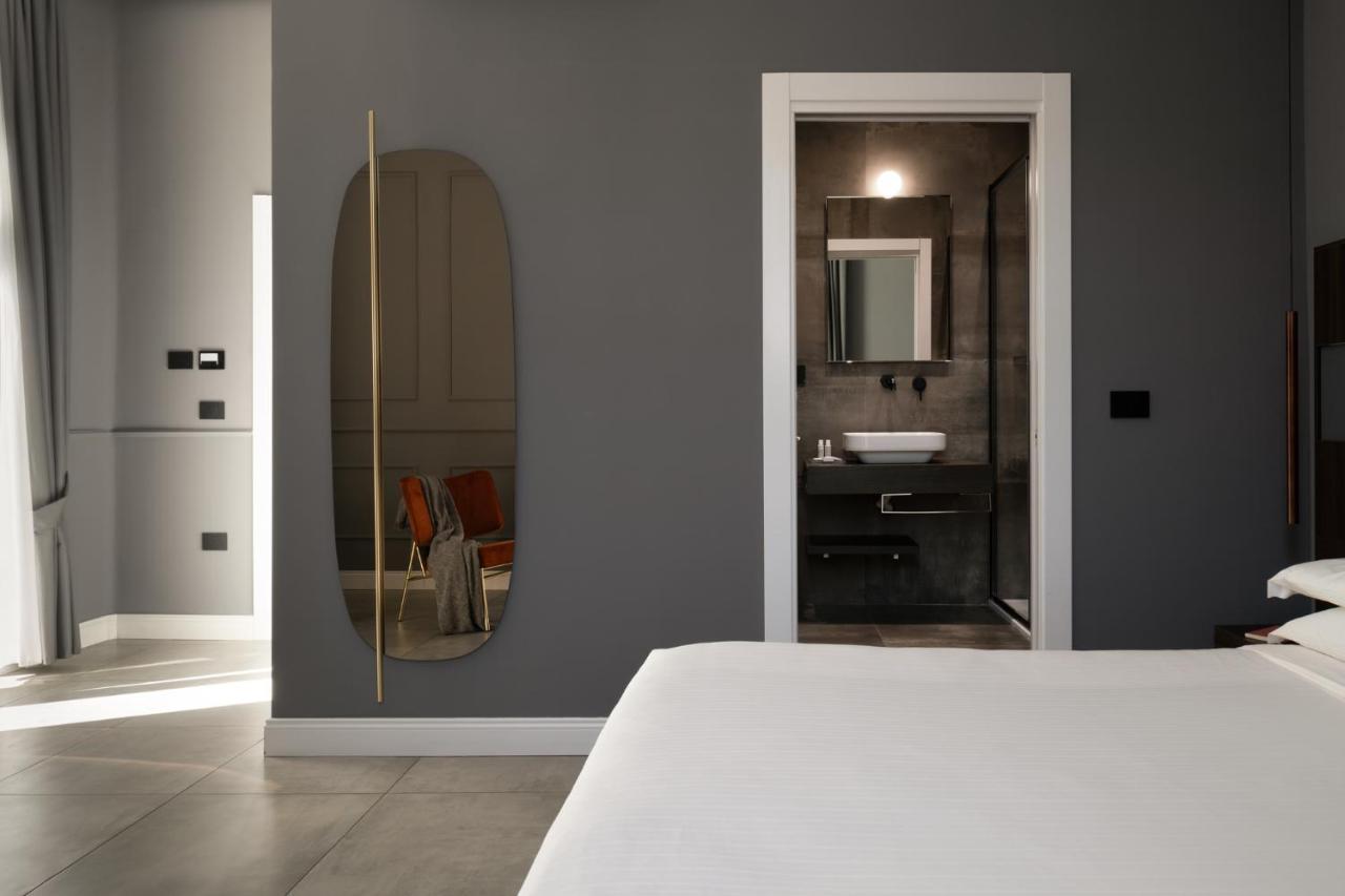 The Grey Hotel Наполи Екстериор снимка